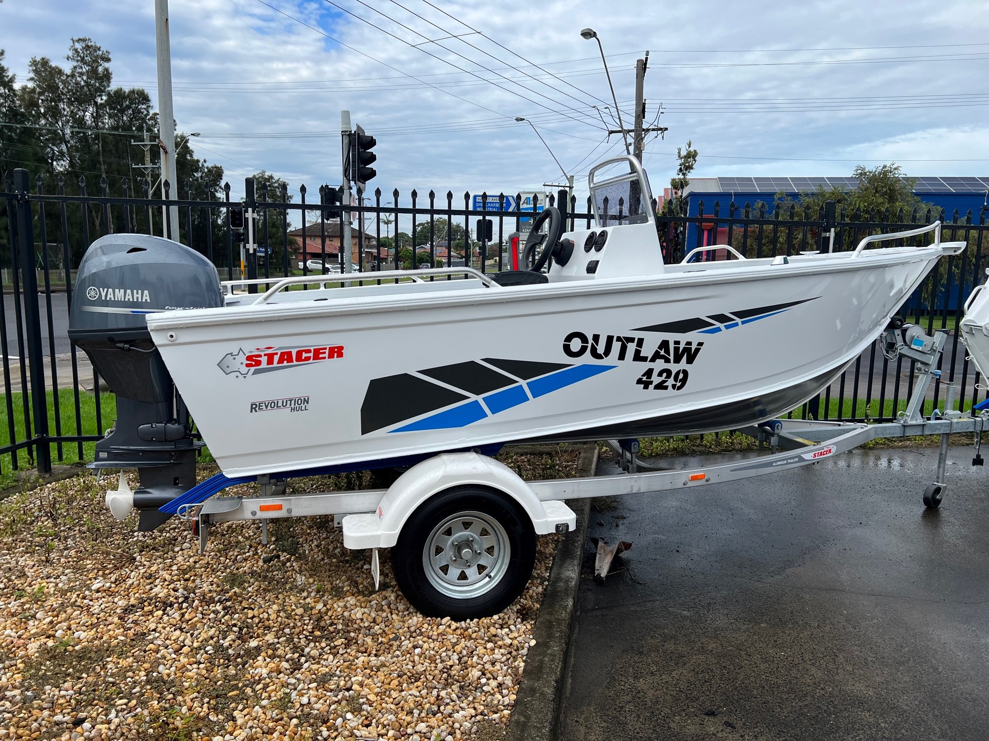 Marine & Boating Centre Stacer, Yamaha, & Honda Marine Dealer